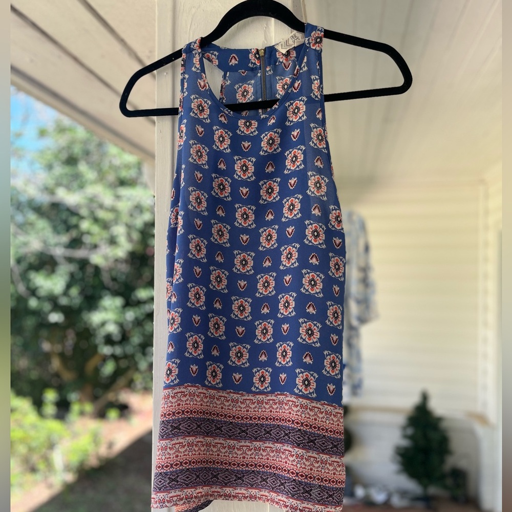 Floral Blue‎ Sleeveless Top